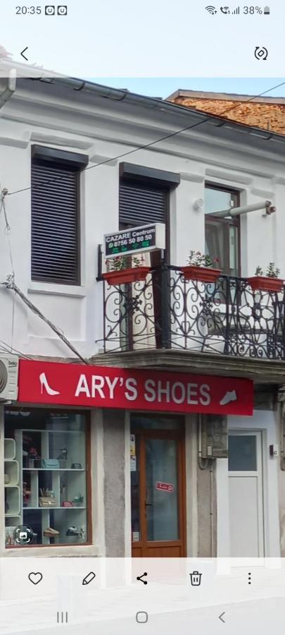 Cazare Centrum Curtea De Arges Exterior photo